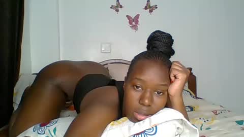 Snapshot of lushlola254 chatting on 16, 10, 2025 lushlola254 online show from 16, 10, 2025