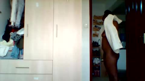 lushlola254 online show from 16, 2, 2026