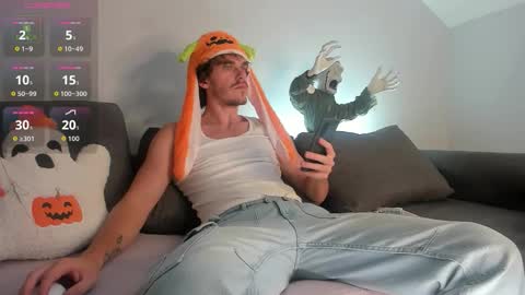 lustfullooking online show from 19, 10, 2025