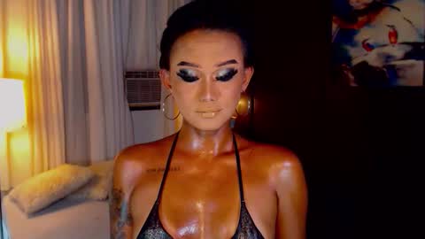 Snapshot of lustfulltrans chatting on 21, 5, 2026 AdriannaFowks online show from 21, 5, 2026