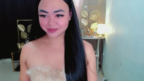 Snapshot of lustfuloffendertrina chatting on 30, 4, 2026 Trina online show from 30, 4, 2026
