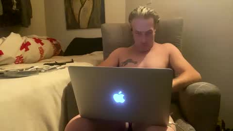 Snapshot of lustnvice chatting on 17, 12, 2025 LustnVice Entertainement online show from 17, 12, 2025