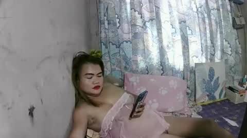 Flora Mae online show from 4, 3, 2026