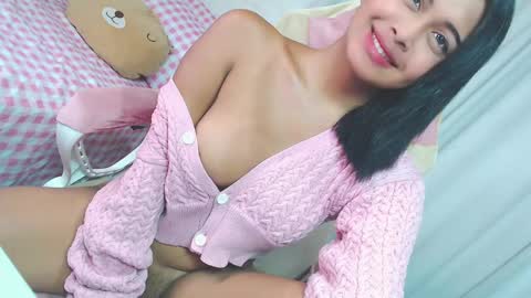 Snapshot of lustykeisha chatting on 8, 6, 2026 KEISHA - DONT FORGET TO FOLLOW ME AND GIVE ME THUMBS UP 3 online show from 8, 6, 2026