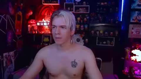 Snapshot of lustymatt chatting on 25, 9, 2025 lustymatt online show from 25, 9, 2025