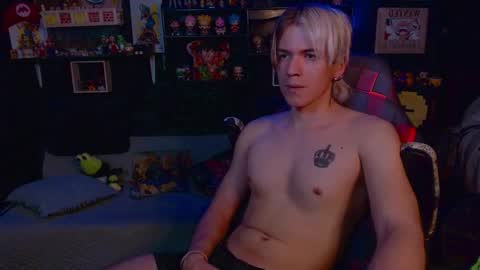 Snapshot of lustymatt chatting on 5, 10, 2025 lustymatt online show from 5, 10, 2025