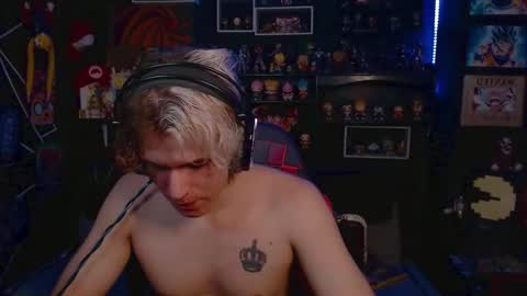 Snapshot of lustymatt chatting on 9, 10, 2025 lustymatt online show from 9, 10, 2025