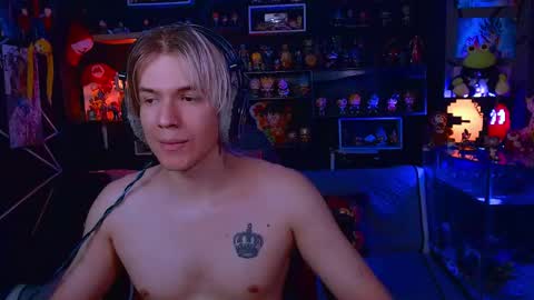 Snapshot of lustymatt chatting on 15, 12, 2025 lustymatt online show from 15, 12, 2025