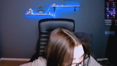 Snapshot of lusy_puff chatting on 2, 12, 2024 lusy_puff online show from 2, 12, 2024