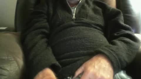 Snapshot of luv269er chatting on 14, 12, 2025 luv269er online show from 14, 12, 2025