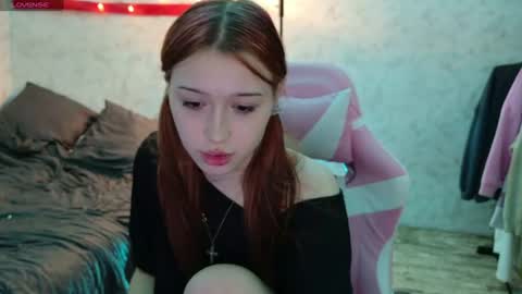 Snapshot of luvellina chatting on 23, 6, 2026 luvellina online show from 23, 6, 2026