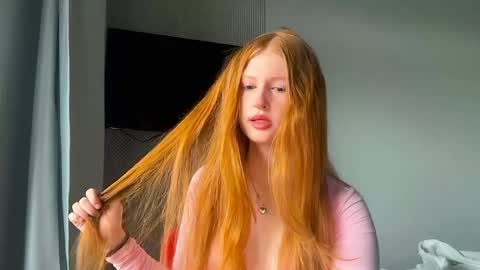 Snapshot of lux_angel chatting on 26, 5, 2026 lux_angel online show from 26, 5, 2026