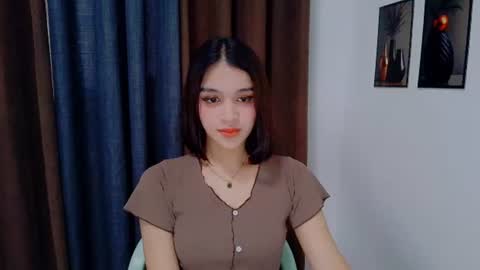 Snapshot of lux_white chatting on 12, 7, 2026 queen lux online show from 12, 7, 2026