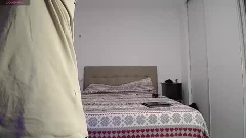 Snapshot of luxanee chatting on 12, 10, 2025 luxanee online show from 12, 10, 2025