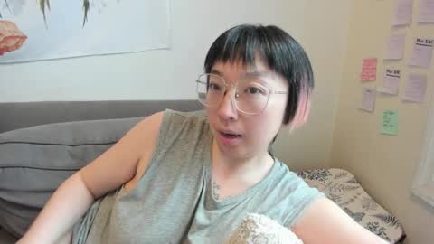 LuxGray online show from 10, 1, 2026