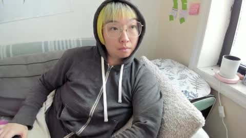 Snapshot of luxgray chatting on 12, 5, 2026 LuxGray online show from 12, 5, 2026