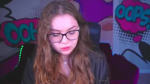 luxsopphia_ online show from 28, 9, 2025