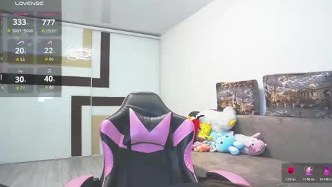 Snapshot of luxuryalma18 chatting on 18, 5, 2026 Alma online show from 18, 5, 2026