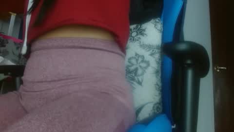 Snapshot of luzzy_cam chatting on 26, 4, 2026 luzzy I hope your visit and that we manage to get very hot online show from 26, 4, 2026
