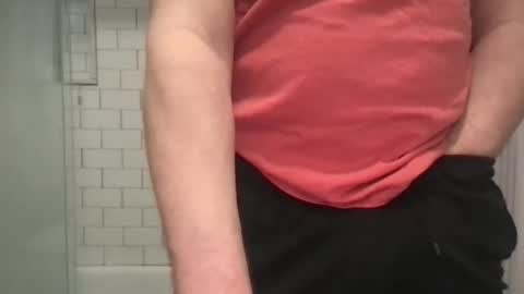 lvguynextdoor440656 online show from 6, 4, 2026