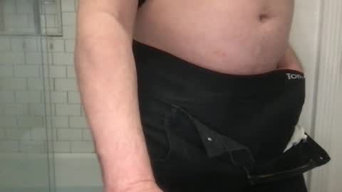 lvguynextdoor440656 online show from 8, 4, 2026