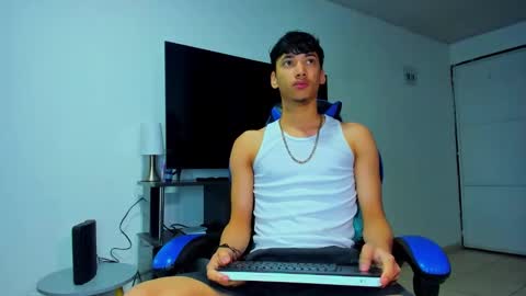 Snapshot of lyam_russo chatting on 12, 5, 2026 Lyam online show from 12, 5, 2026