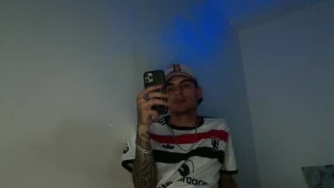 Snapshot of lyan_master_ chatting on 8, 11, 2025 Lyan online show from 8, 11, 2025