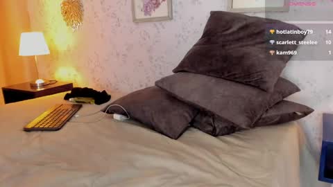 Snapshot of lyan_twink chatting on 27, 5, 2026 Lyan online show from 27, 5, 2026
