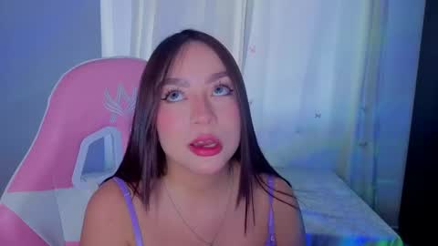 Snapshot of lyavalmont chatting on 3, 6, 2026 lyavalmont online show from 3, 6, 2026