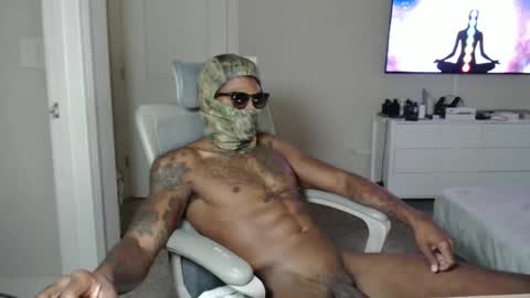 Snapshot of lybbxxx chatting on 16, 10, 2025 CumAgain online show from 16, 10, 2025