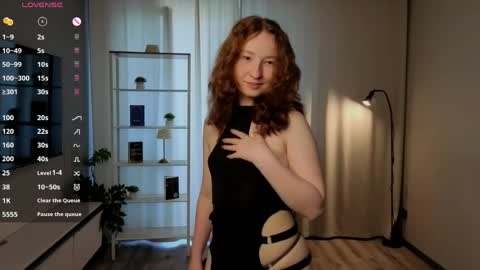 Snapshot of lydaerne chatting on 26, 4, 2026 Call me Liddy Im so new here show me how to get fun here please online show from 26, 4, 2026