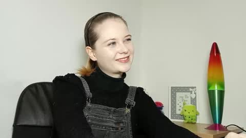 Snapshot of lydiasunny chatting on 16, 10, 2025 Lydia online show from 16, 10, 2025