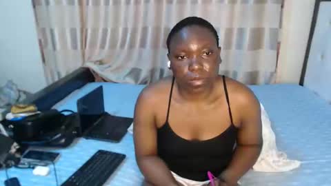 lyiajee online show from 30, 9, 2025