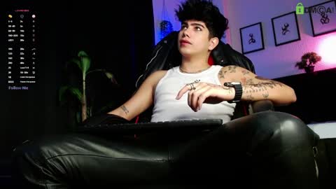 Snapshot of lylebennett_ chatting on 28, 3, 2026 Lyle Bennett Freelance Model online show from 28, 3, 2026