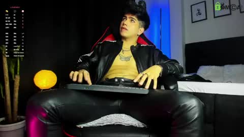 Snapshot of lylebennett_ chatting on 31, 5, 2026 Lyle Bennett Freelance Model online show from 31, 5, 2026
