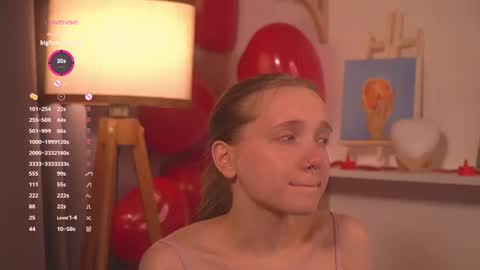 Snapshot of lyly_bambi chatting on 19, 2, 2025 Lyly bambi online show from 19, 2, 2025