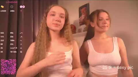 Snapshot of lyly_bambi chatting on 12, 3, 2025 Lyly bambi online show from 12, 3, 2025