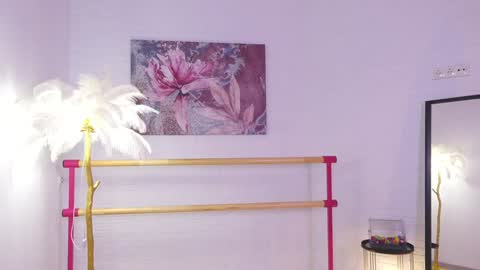 Lyly   online show from 27, 1, 2025