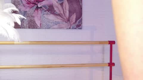 Lyly   online show from 1, 2, 2025