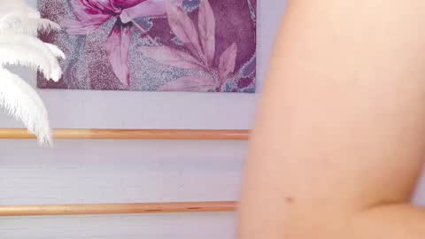 Lyly   online show from 1, 3, 2025