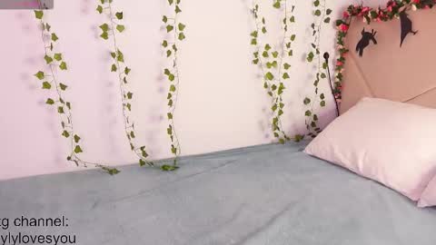 Lyly   online show from 20, 10, 2025