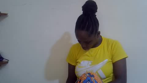 Snapshot of lyn_anna chatting on 15, 5, 2026 lyn_anna online show from 15, 5, 2026