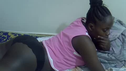 Snapshot of lyn_anna chatting on 18, 5, 2026 lyn_anna online show from 18, 5, 2026