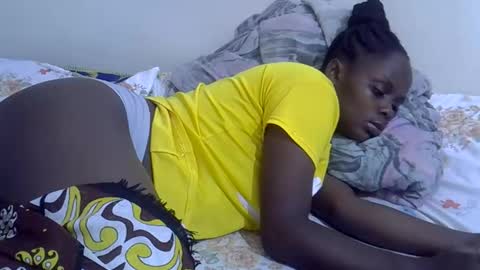 Snapshot of lyn_anna chatting on 24, 5, 2026 lyn_anna online show from 24, 5, 2026