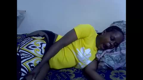 Snapshot of lyn_anna chatting on 8, 6, 2026 lyn_anna online show from 8, 6, 2026