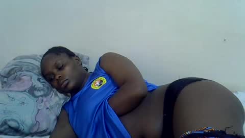 Snapshot of lyn_anna chatting on 18, 6, 2026 lyn_anna online show from 18, 6, 2026