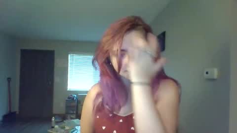 Lynn  online show from 18, 4, 2026