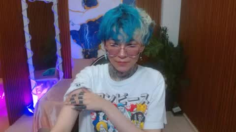 lyra_tay online show from 18, 3, 2026