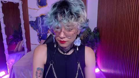 Snapshot of lyra_tay chatting on 8, 6, 2026 lyra_tay online show from 8, 6, 2026
