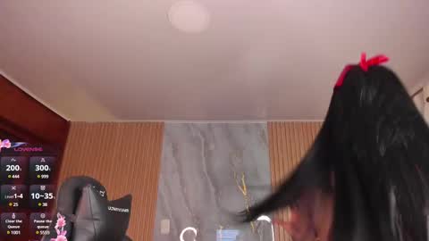 Snapshot of lys_with chatting on 22, 2, 2025 VIVIANA online show from 22, 2, 2025